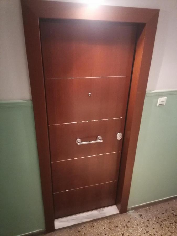 Apartment Four Reasons Apts Ampelokipi